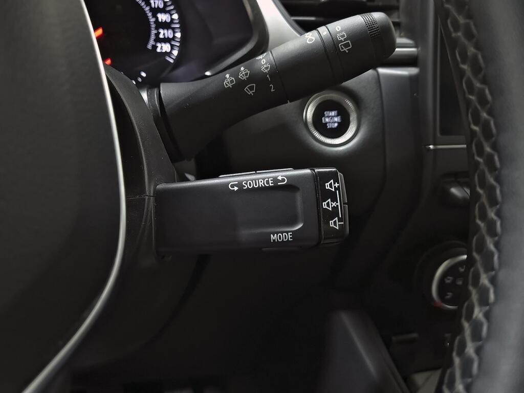 Renault Captur Intens TCe 140CV GPF Micro Híbrido 19