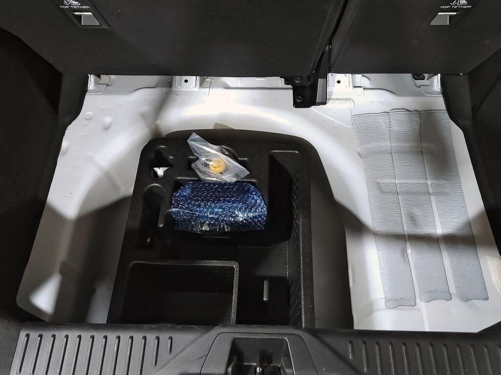 Ford Fiesta 1.1 IT-VCT 55kW (75CV) Trend 5p 28