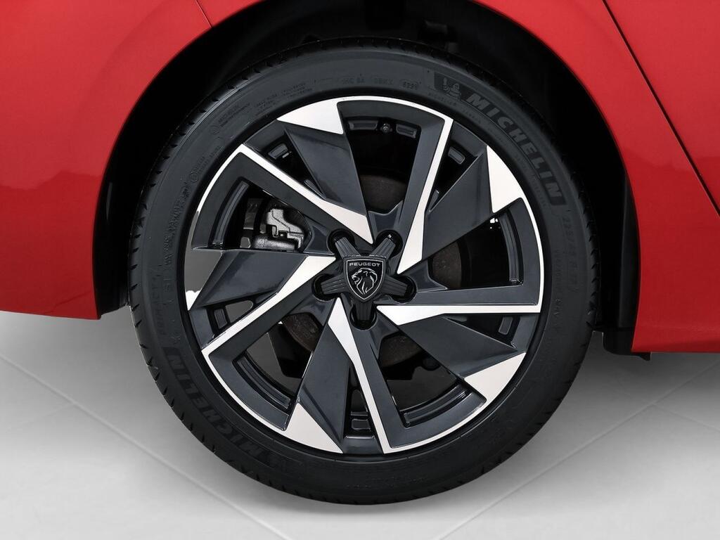 Peugeot 308 5P Allure PureTech 130 S&S MAN 8
