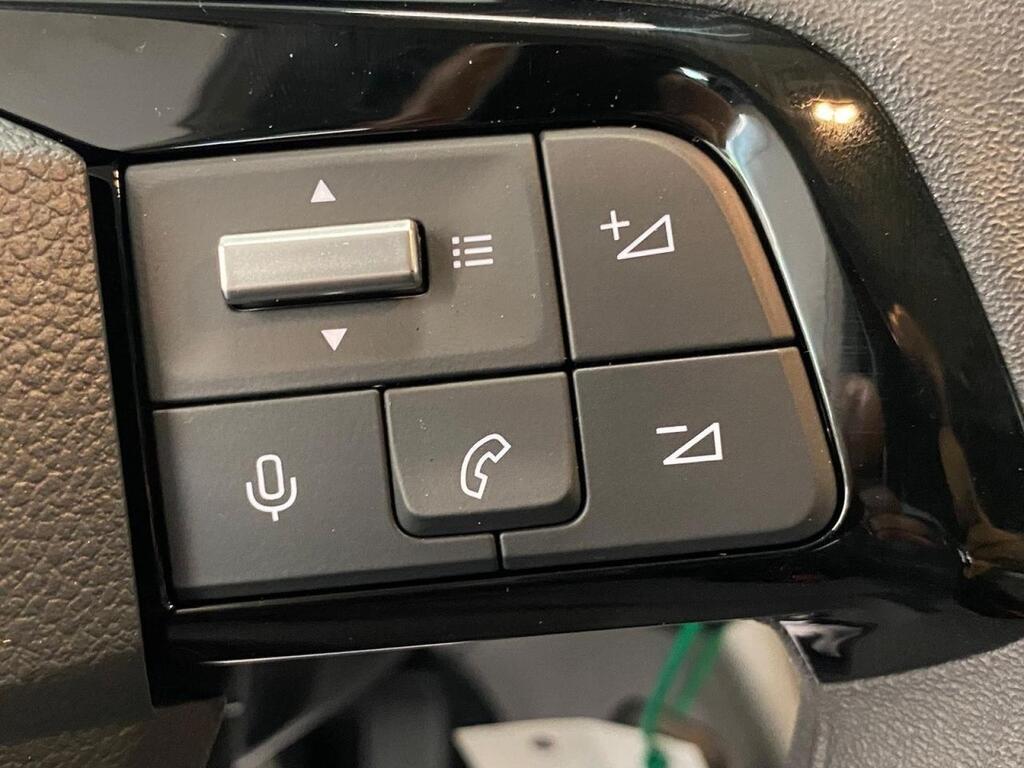 Citroën Berlingo Talla XL BlueHDi 100 S&S PLUS 28