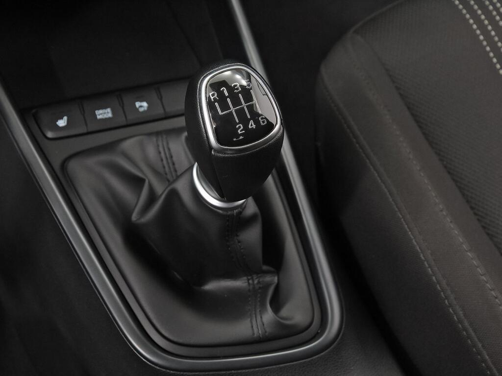 Hyundai i20 1.0 TGDI 74kW (100CV) Klass 28