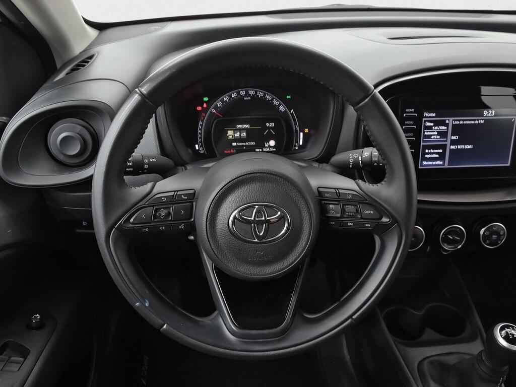 Toyota Aygo X Cross 1.0 VVT-I 72CV Play 17