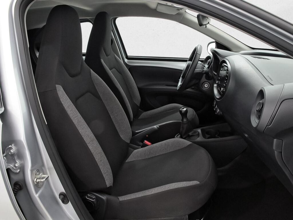 Toyota Aygo X Cross 1.0 VVT-I 72CV Play 5