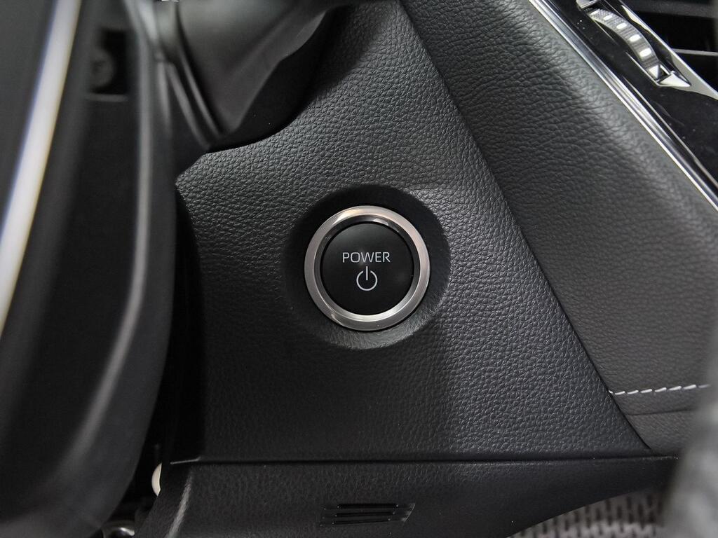 Toyota Corolla 140H Active Plus 21