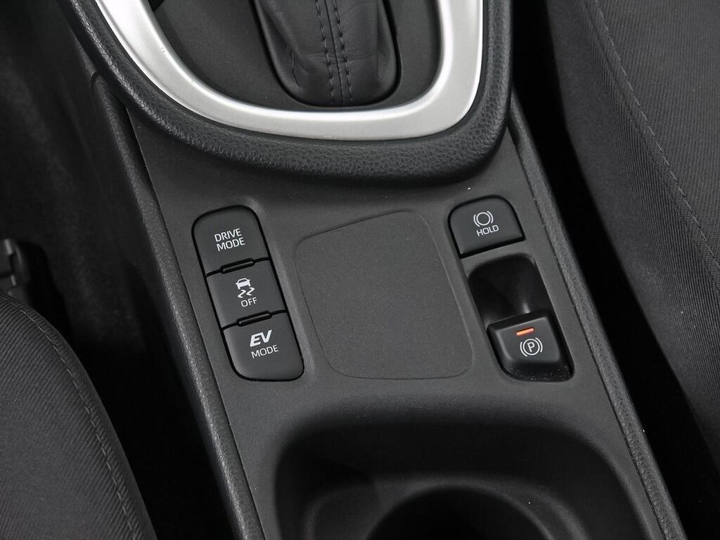 Toyota Yaris 1.5 120H Active Plus 27