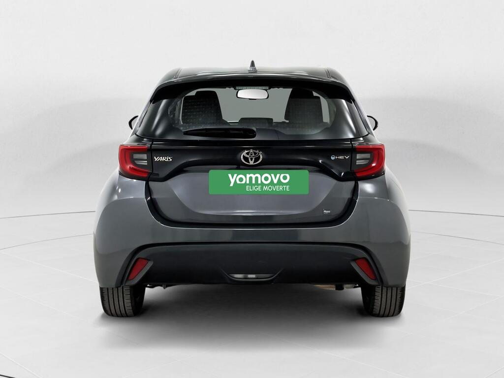Toyota Yaris 1.5 120H Active Plus 6