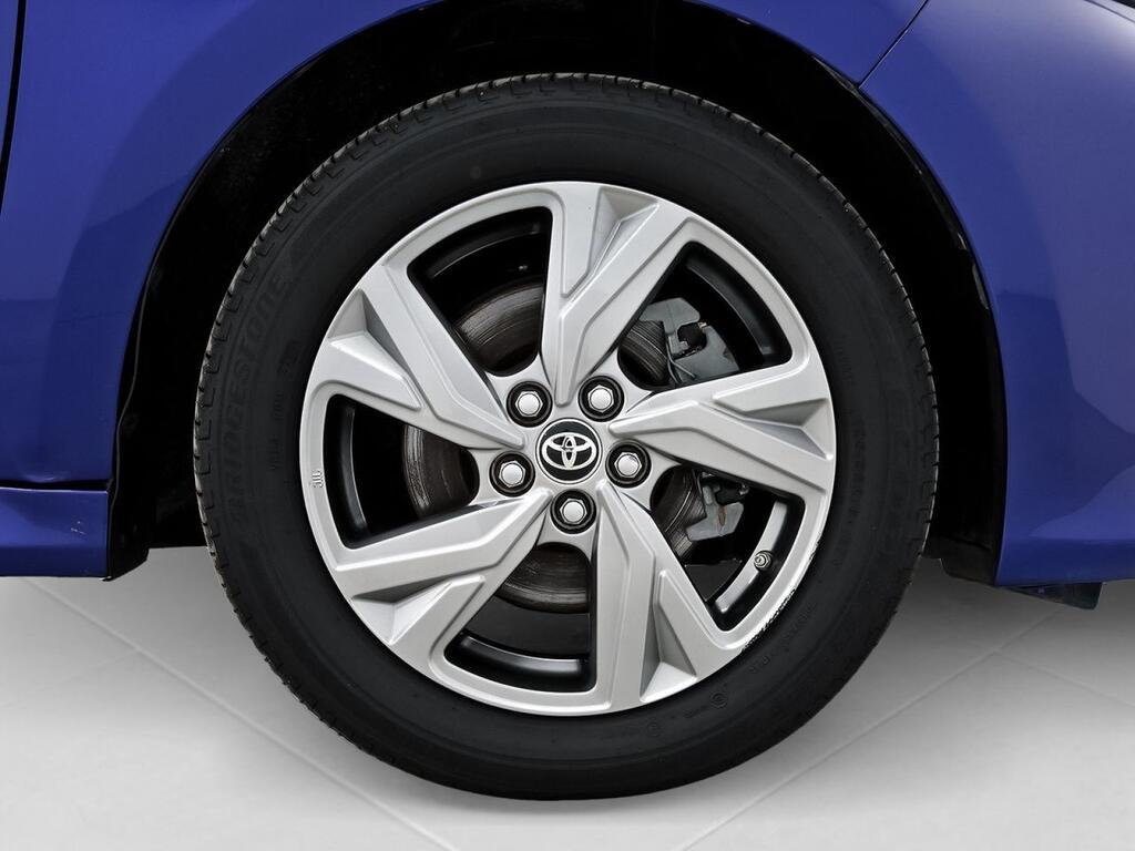 Toyota Yaris 1.5 120H Active Plus 8