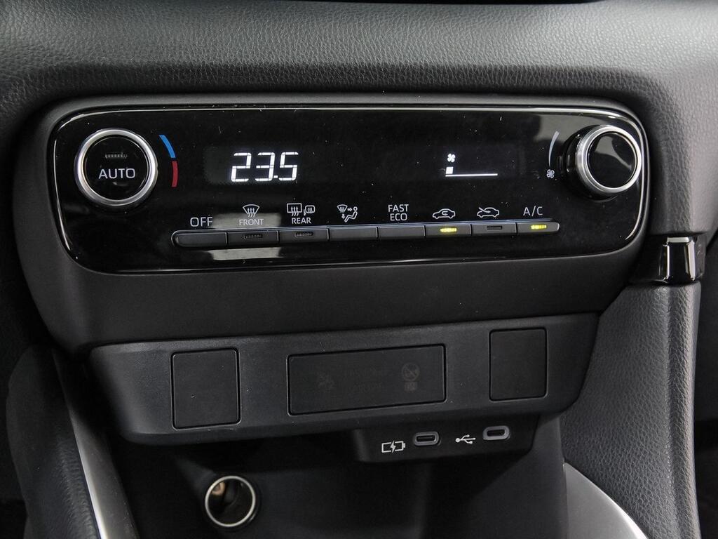 Toyota Yaris 1.5 120H Active Plus 24