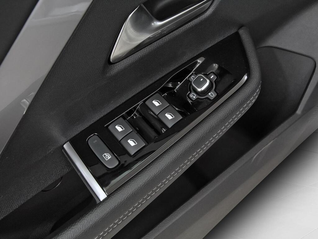 Opel Astra 1.2T XHT 96kW (130CV) GS 13