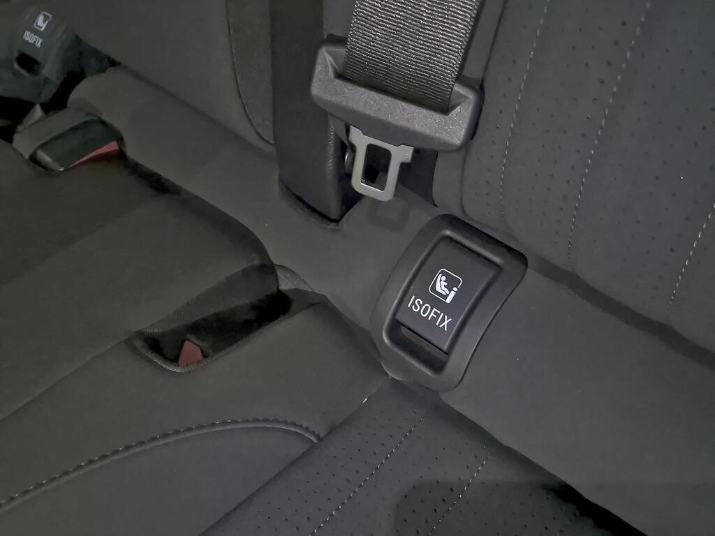 Ebro S800 1.5 TGDI PHEV Luxury E-CVT 32