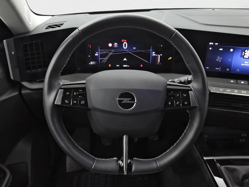 Opel Astra 1.2T XHT 96kW (130CV) Elegance 16