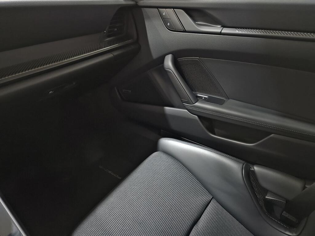 Porsche 911 GT3 Pack Touring 31