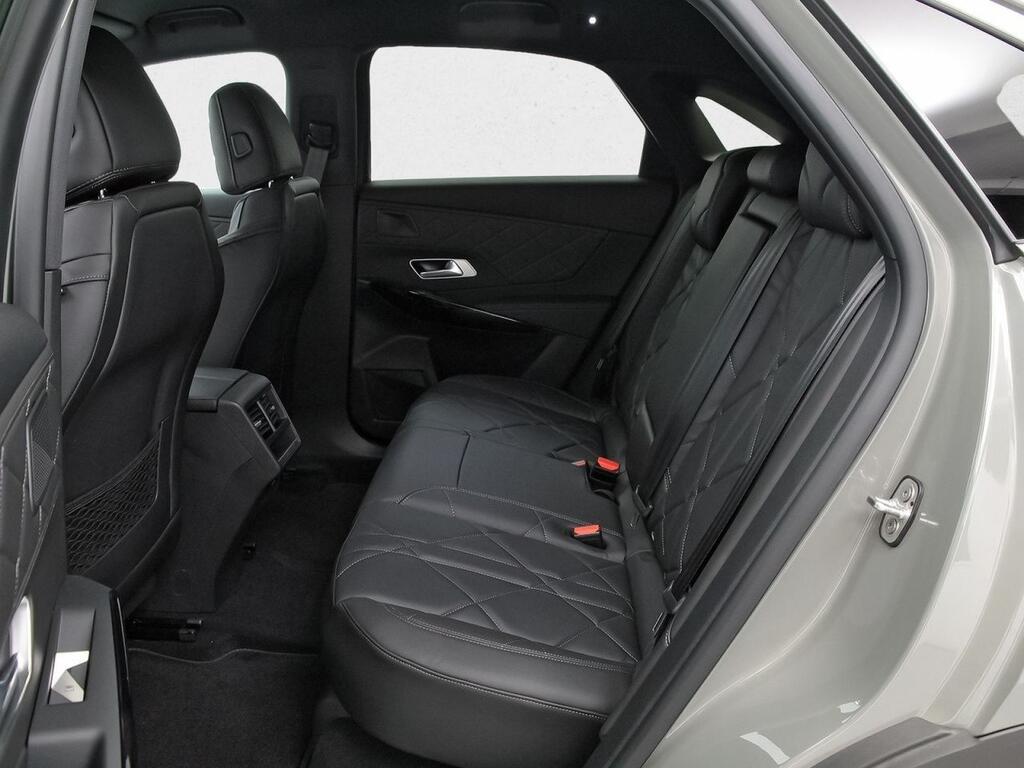 DS DS 7 BlueHDi 130 Automático RIVOLI 9