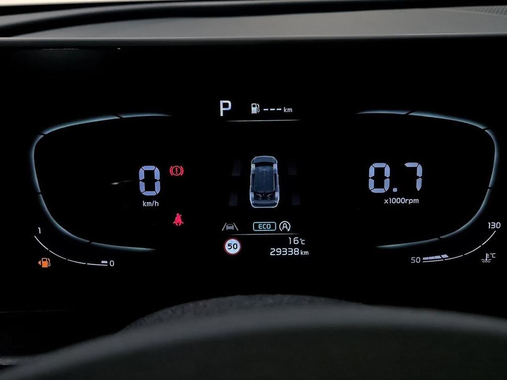 Kia Sportage 1.6 T-GDi MHEV 180CV Tech 4x4 DCT 13