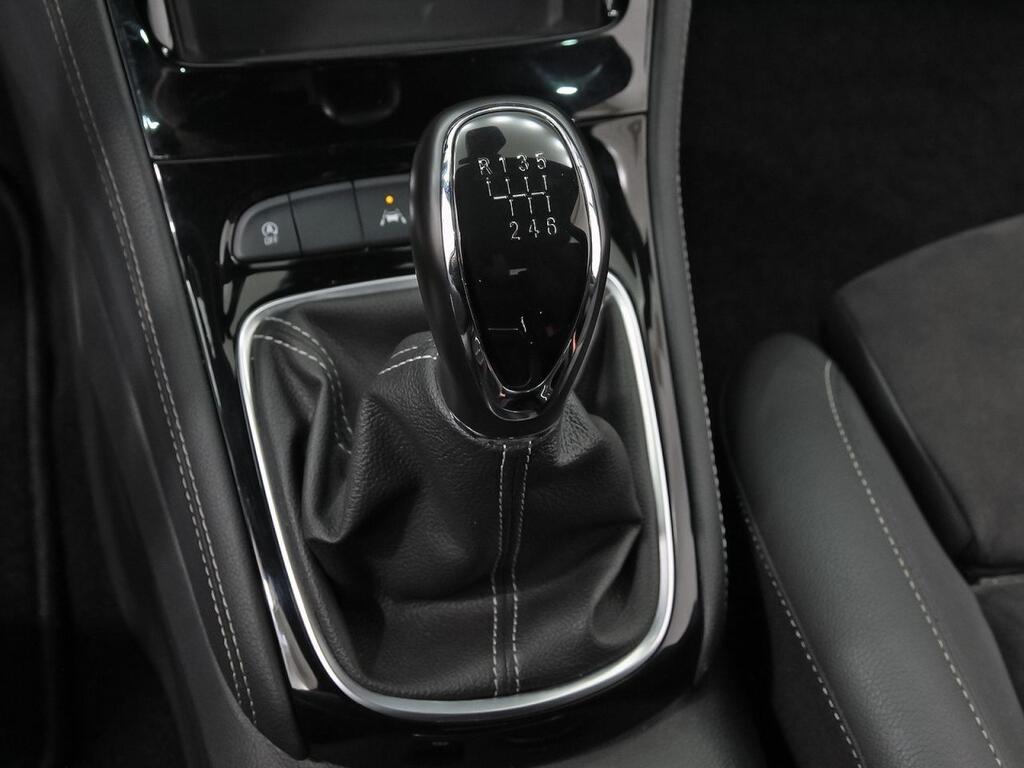 Opel Astra 1.2T SHR 107kW (145CV) Ultimate 31