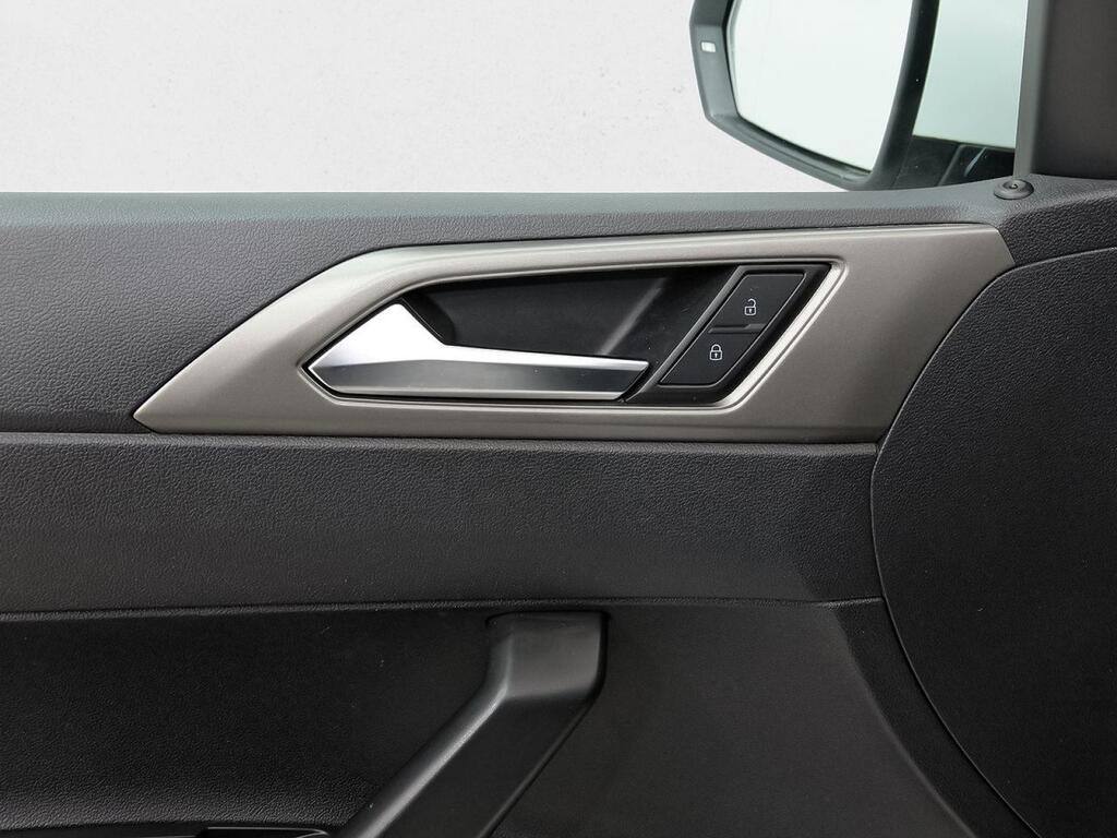 Volkswagen Polo Advance 1.0 TSI 70kW (95CV) 13