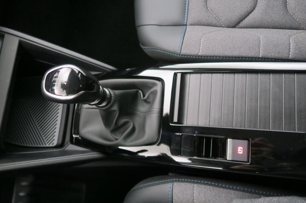 Citroën C4 PLUS 1.2 PURETECH 130 CV 5P 11