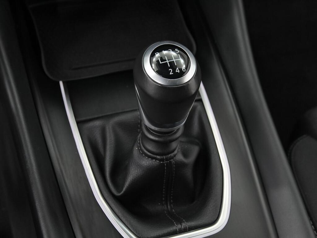 Nissan Qashqai DIG-T 103kW N-Connecta 30