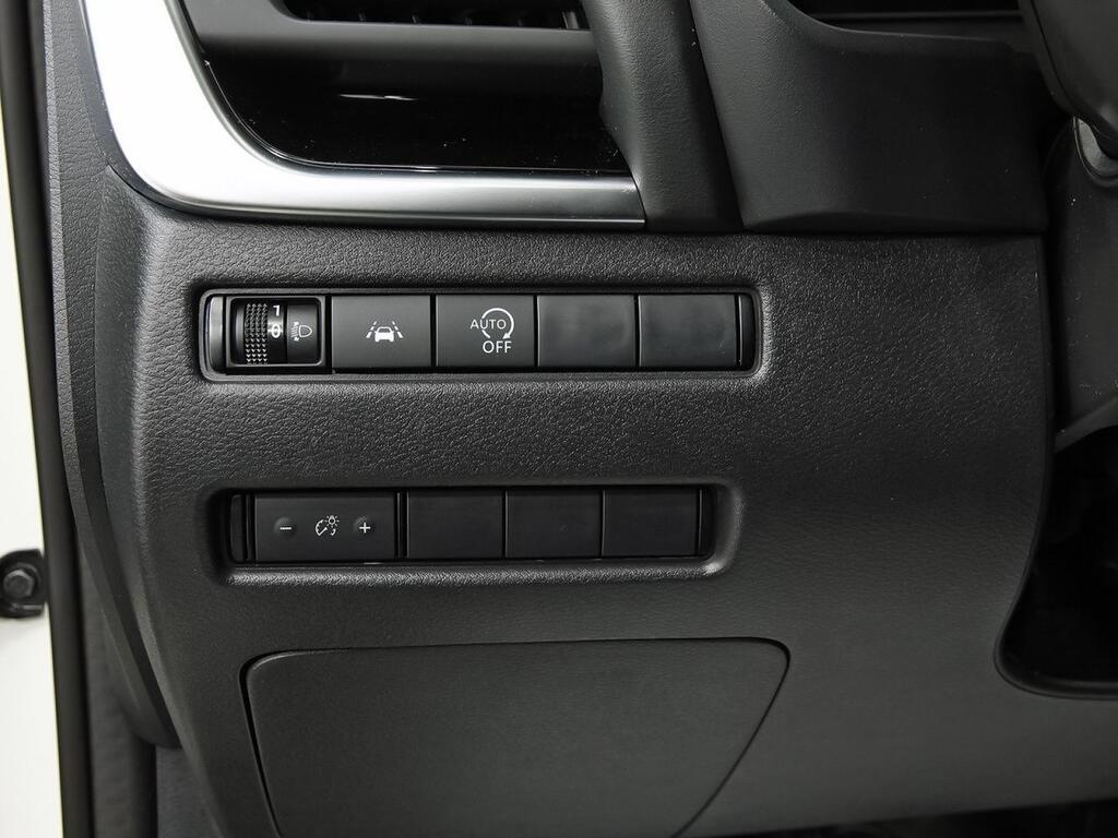 Nissan Qashqai DIG-T 103kW N-Connecta 13