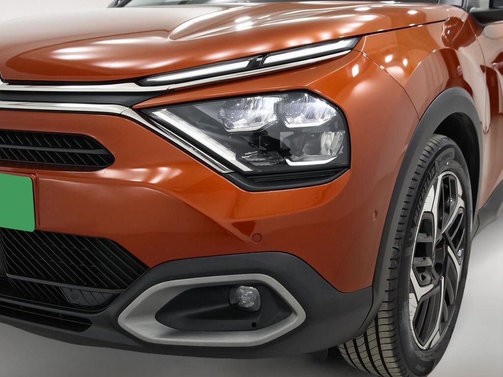 Citroën C4 PureTech 130 S&S 6v Shine 35