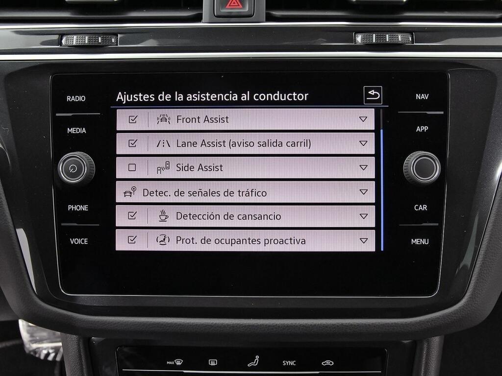 Volkswagen Tiguan R-Line 1.5 TSI 110kW (150CV) DSG 21