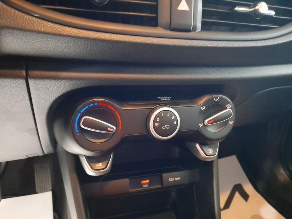 Kia Picanto 1.0 DPi 49kW (67CV) Concept Pack Comfort 19