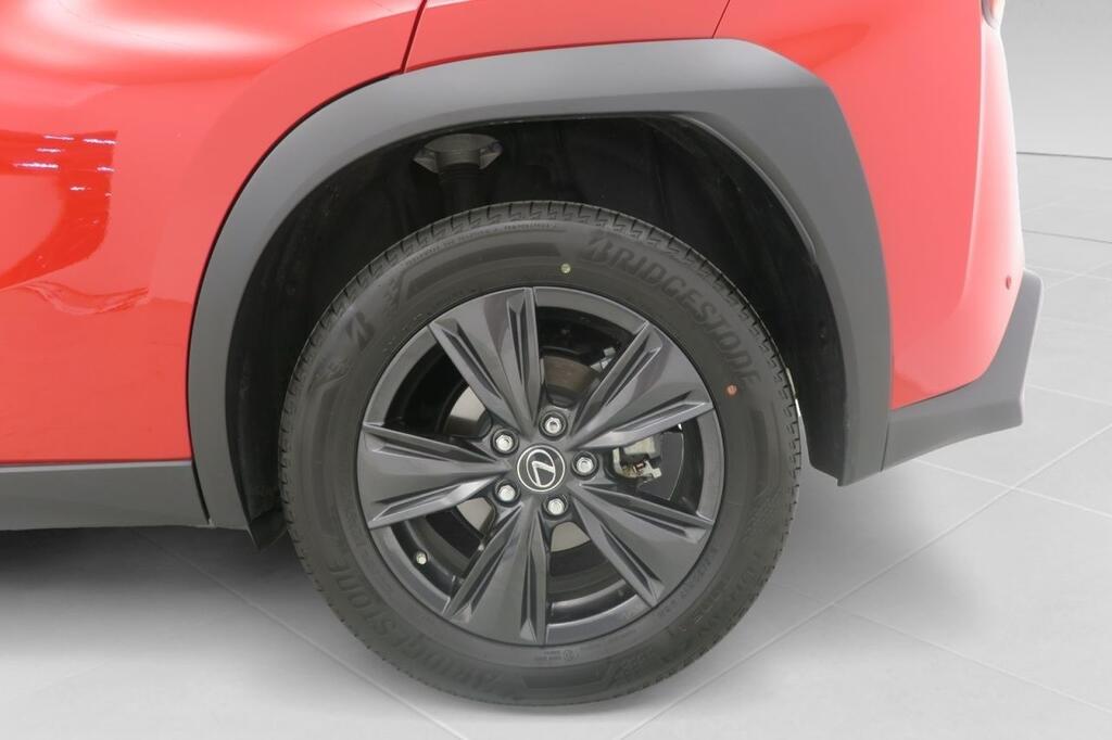 Lexus UX 250H PREMIUM 2.0 HYBRID 184 CV AUTO 5P 27