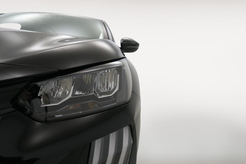 Peugeot 208 Active HYBRID 100 eDCS6 20