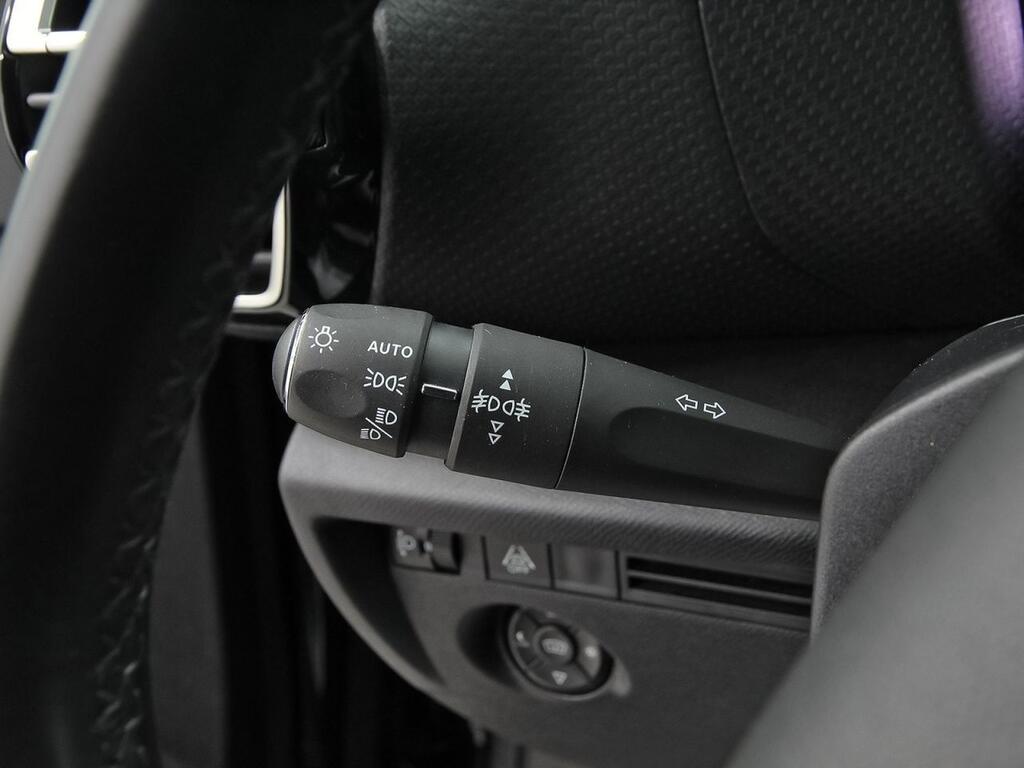 Citroën C4 PureTech 130 S&S 6v Shine 16