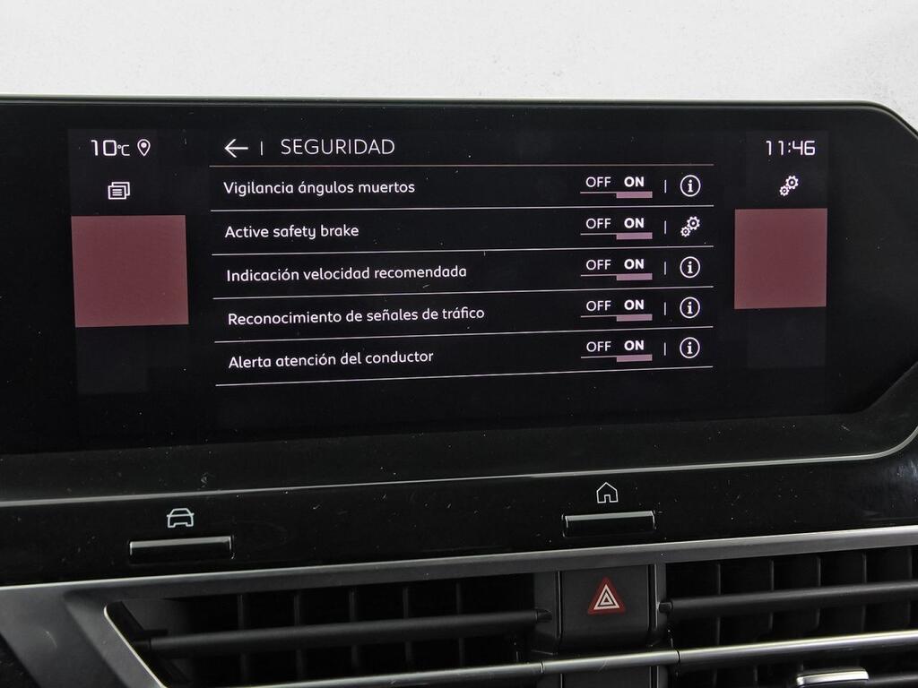 Citroën C4 PureTech 130 S&S 6v Shine 28