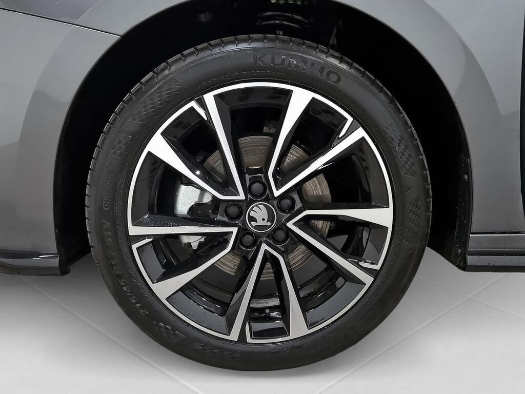 Skoda Fabia 1.0 TSI 85KW (115CV) DSG Monte Carlo 8