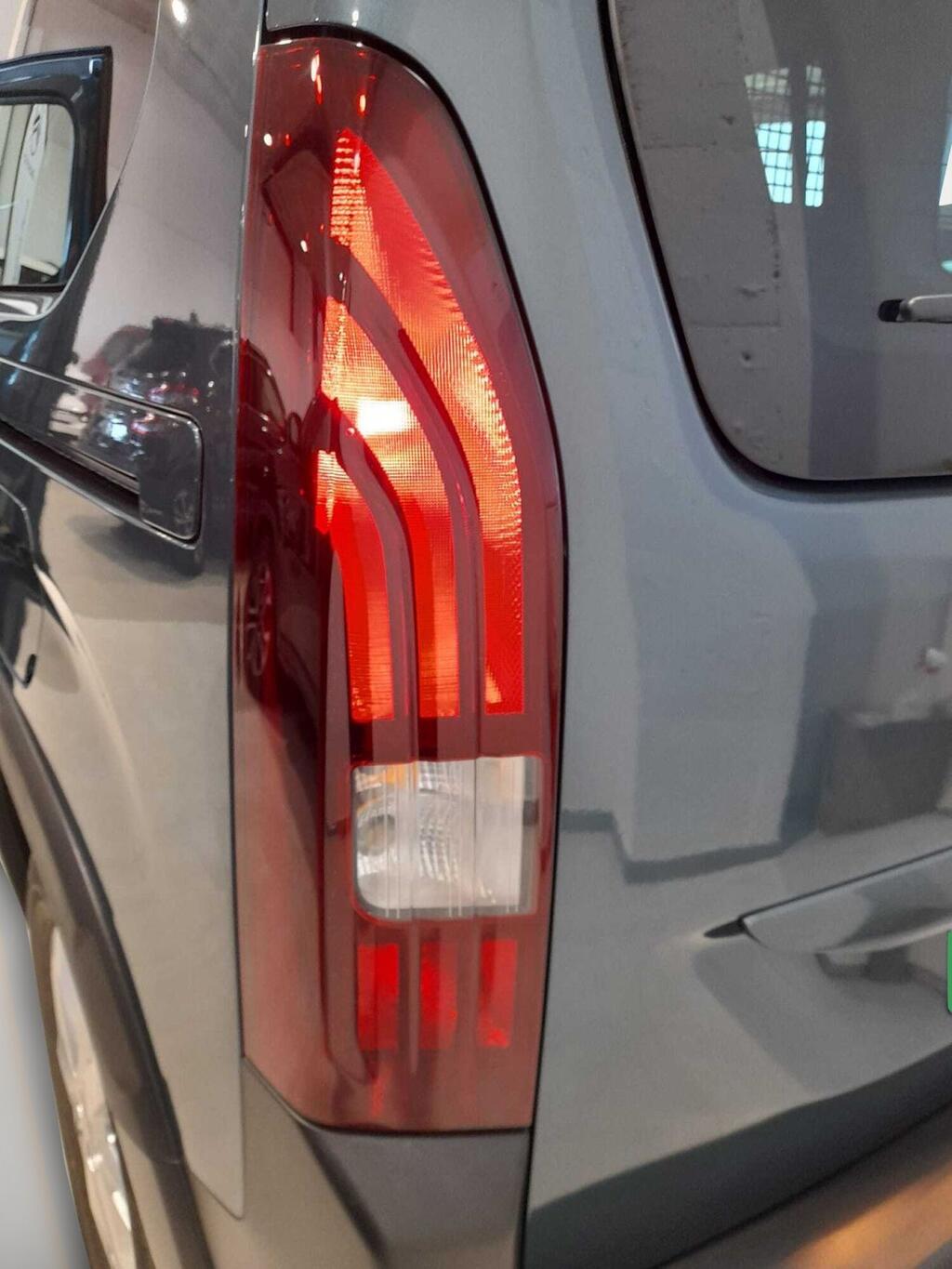 Peugeot Rifter 1.5 BLUEHDI 100 ALLURE BUSINESS STAN 5P (N1) 17