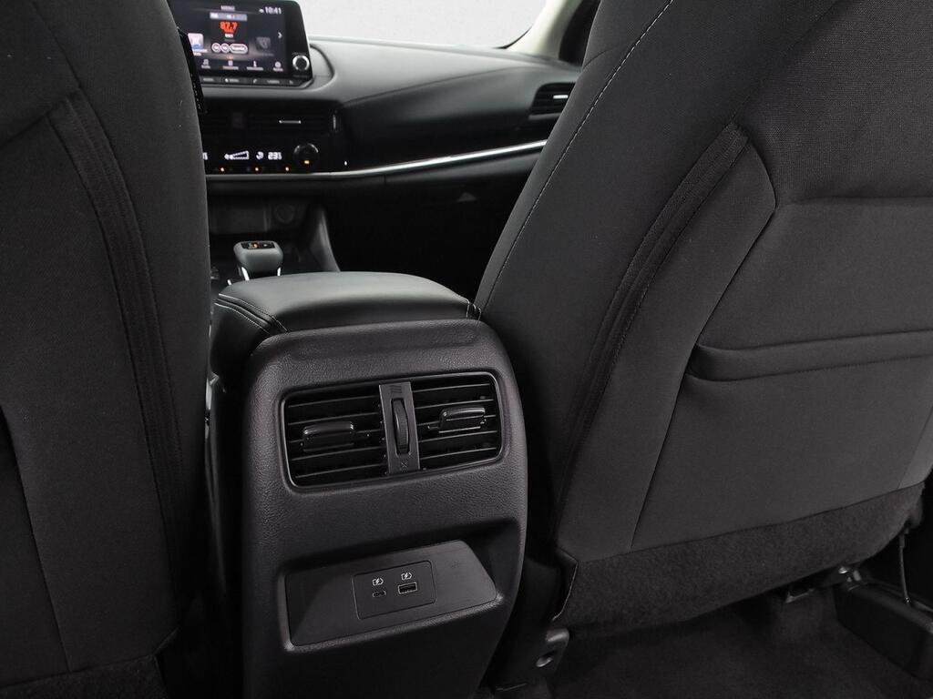 Nissan Qashqai DIG-T 116kW Xtronic N-Style 31