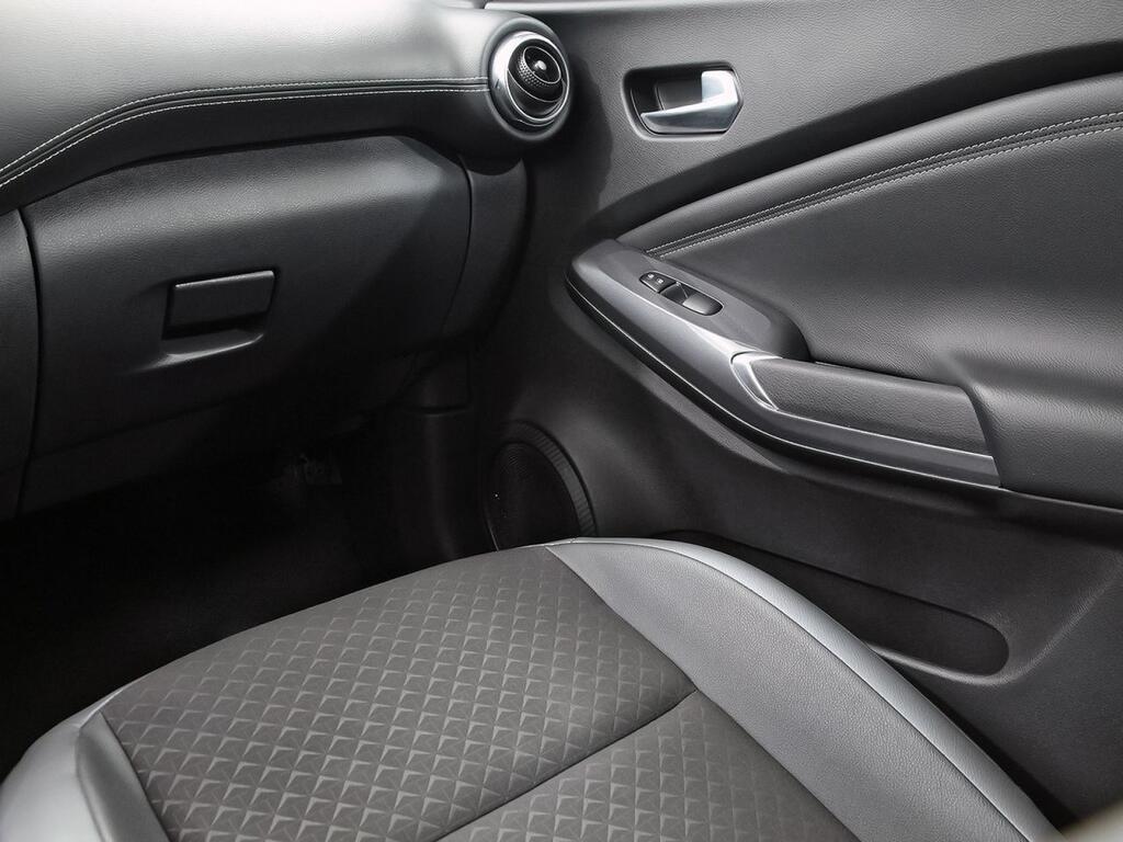 Nissan Juke DIG-T 84 kW (114 CV) DCT 7V N-Connecta 26