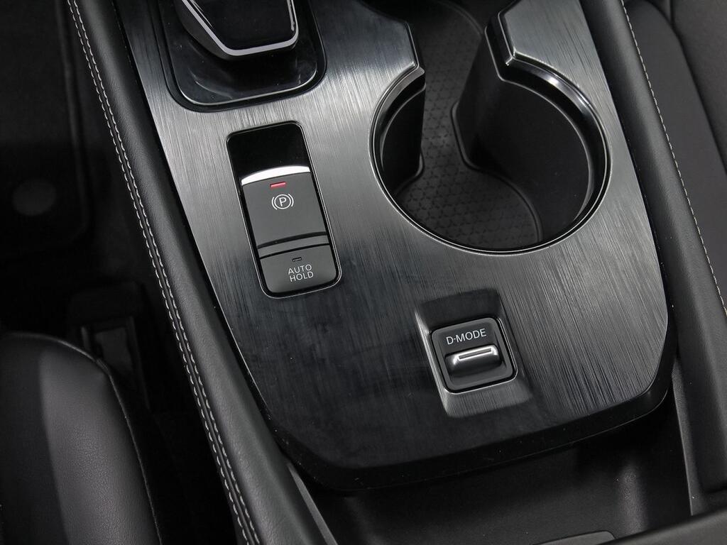 Nissan X-Trail 5pl 1.5 e-POWER 152kW 4x2 A/T Tekna 36