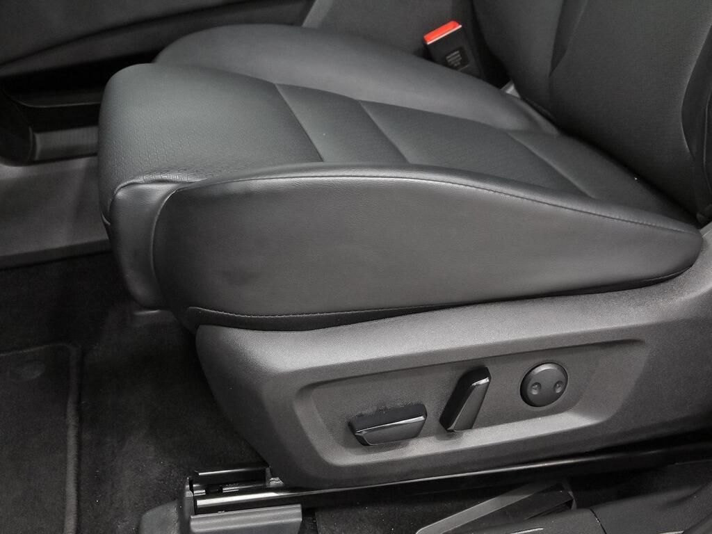 Nissan X-Trail 5pl 1.5 e-POWER 152kW 4x2 A/T Tekna 14