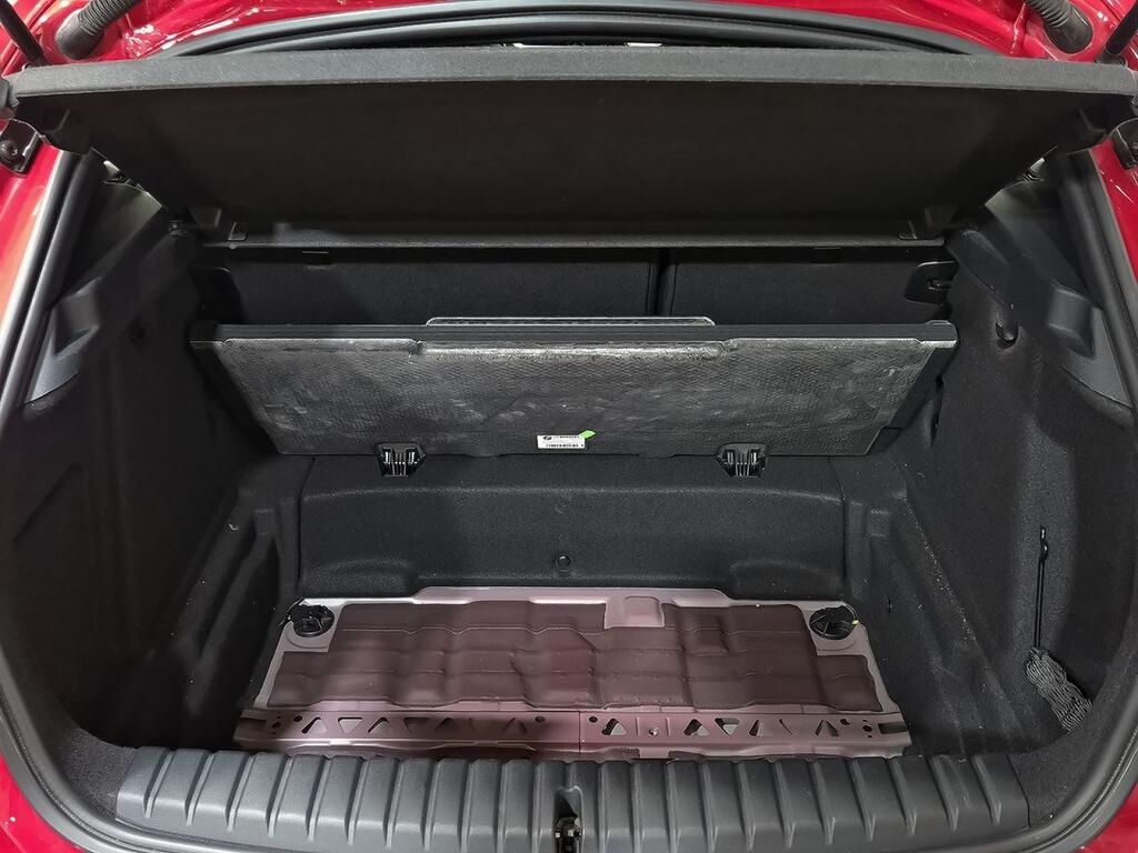 BMW Serie 1 116d Corporate Auto. 34