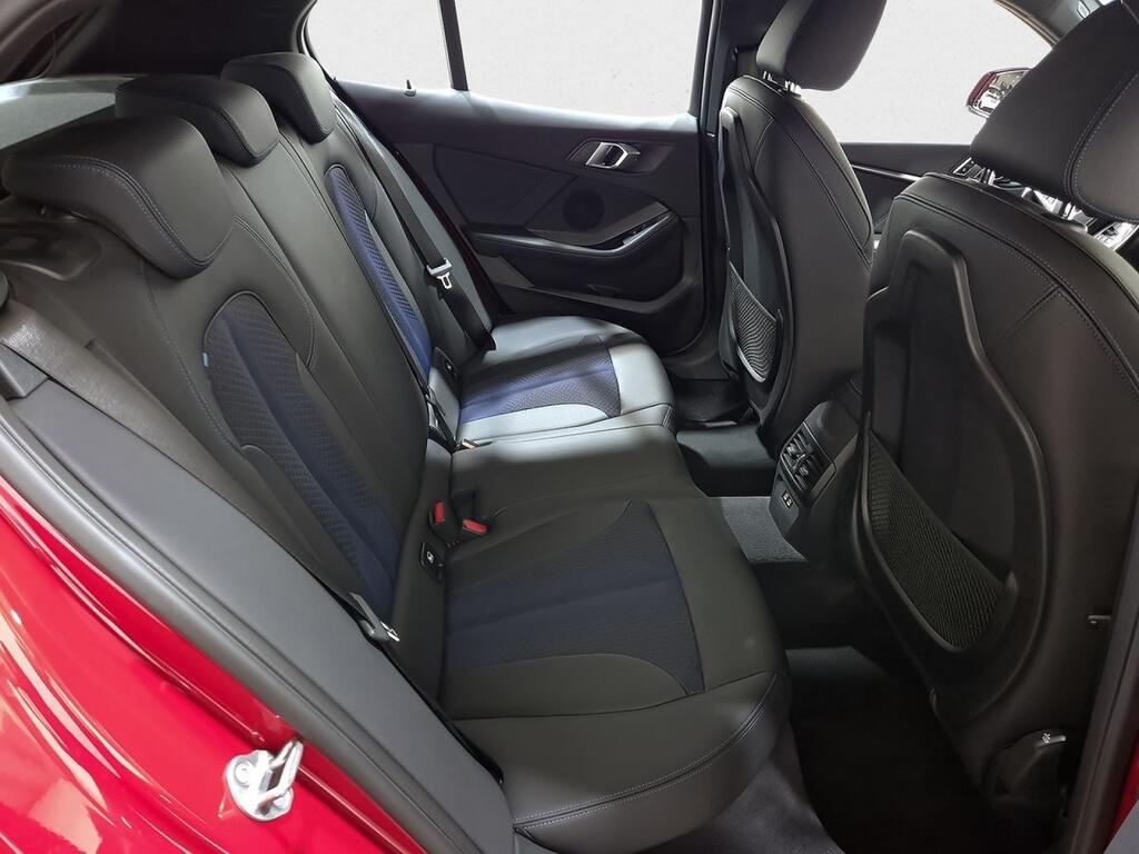 BMW Serie 1 116d Corporate Auto. 6