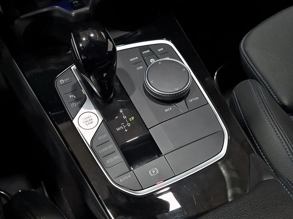 BMW Serie 1 116d Corporate Auto. 26