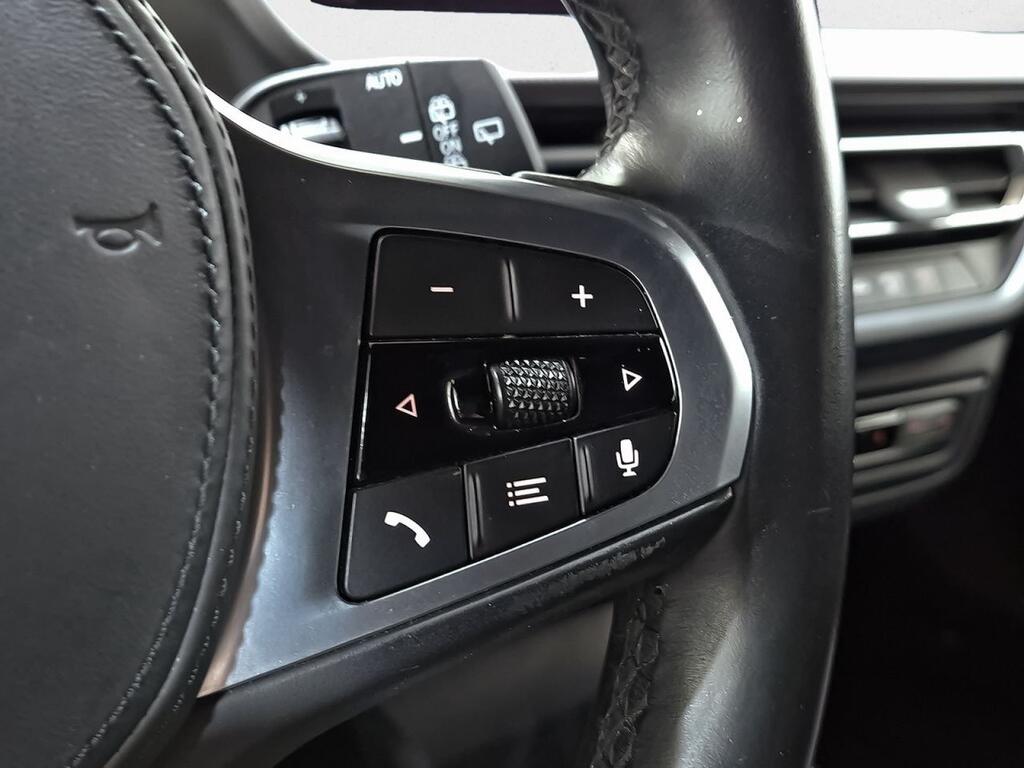 BMW Serie 1 116d Corporate Auto. 16