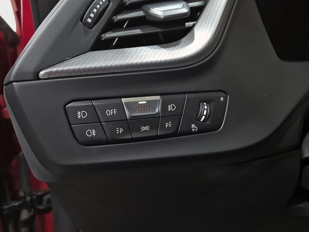 BMW Serie 1 116d Corporate Auto. 11