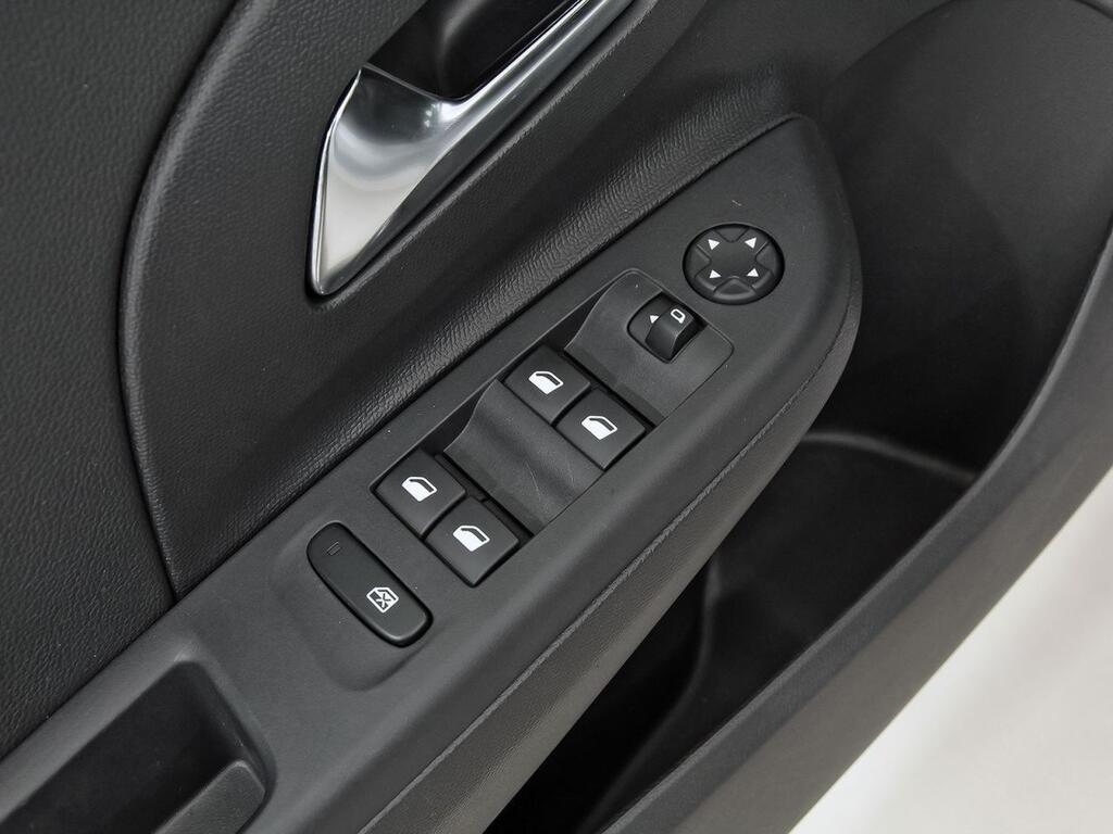 Opel Corsa 1.2T XHL 74kW (100CV) Elegance 13