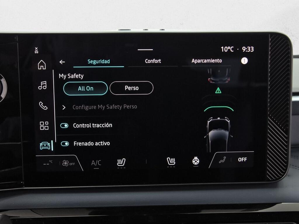 Nissan Micra Long Range 4x2 Tekna 31