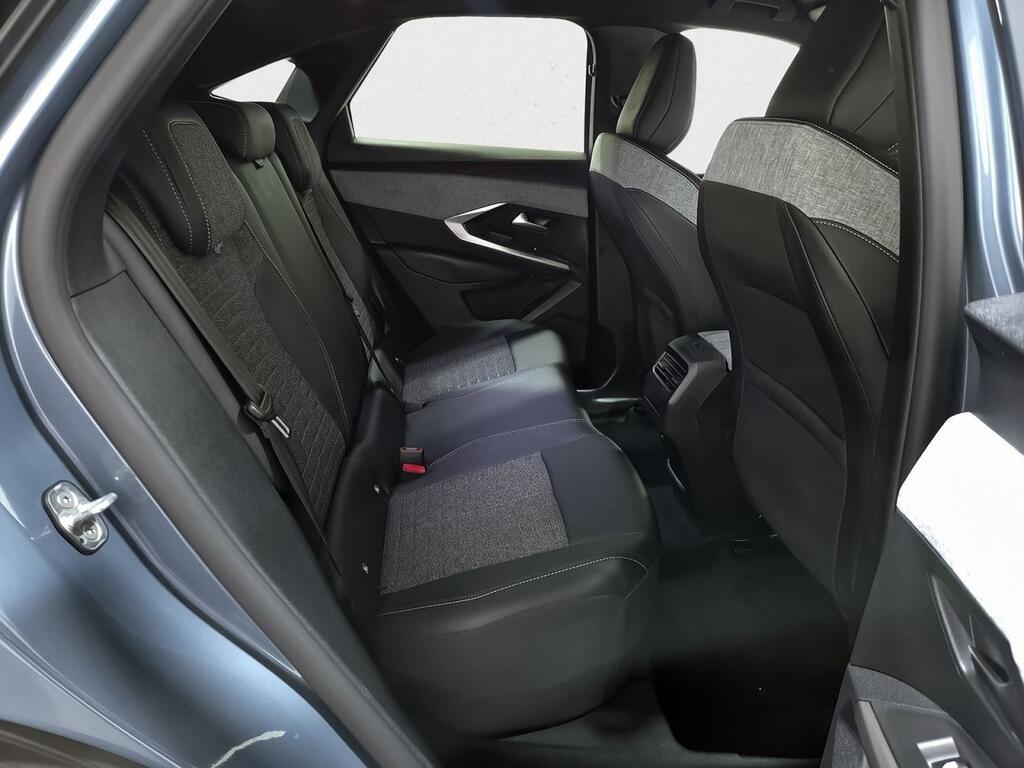 Peugeot 3008 Hybrid 1.2 100KW Allure eDCS6 8