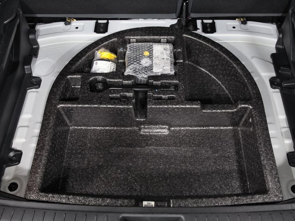 Hyundai Kona 1.6 TGDI Tecno Red 4X2 DT 34