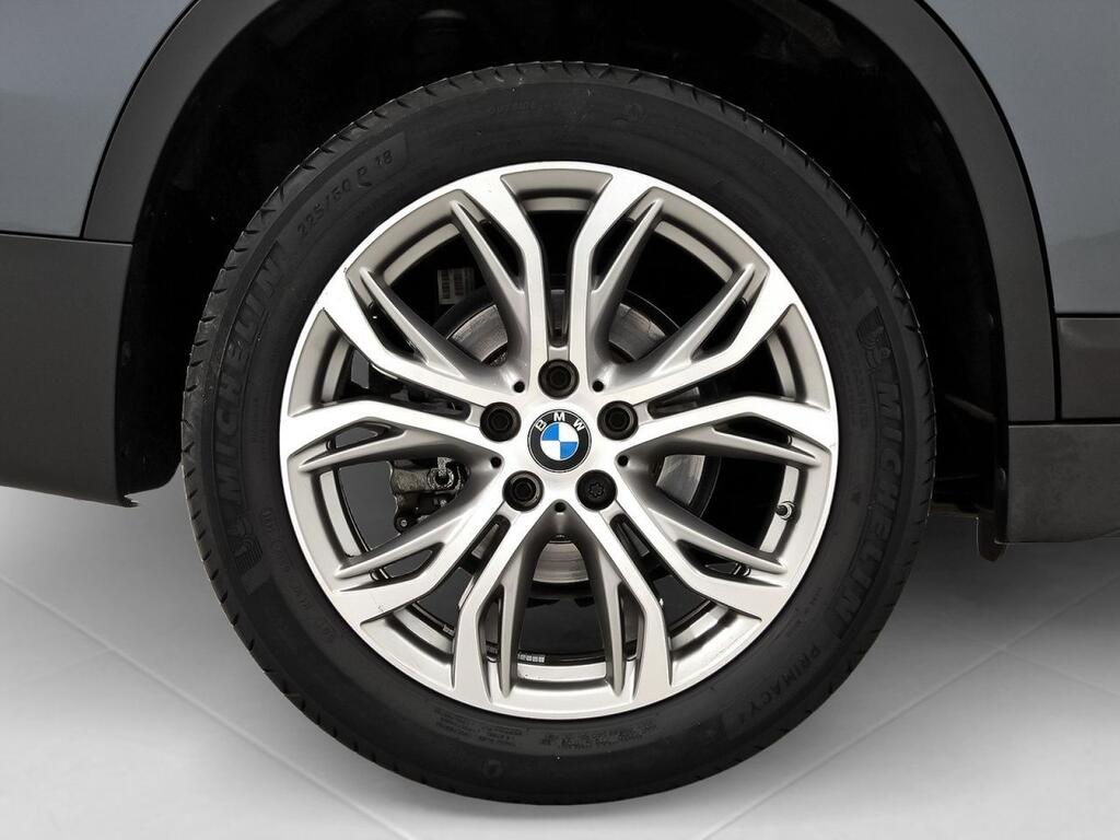BMW X1 sDrive18i 10