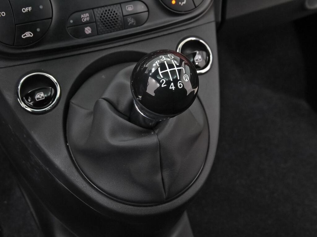 Fiat 500 Dolcevita 1.0 Hybrid 51KW (70 CV) 27