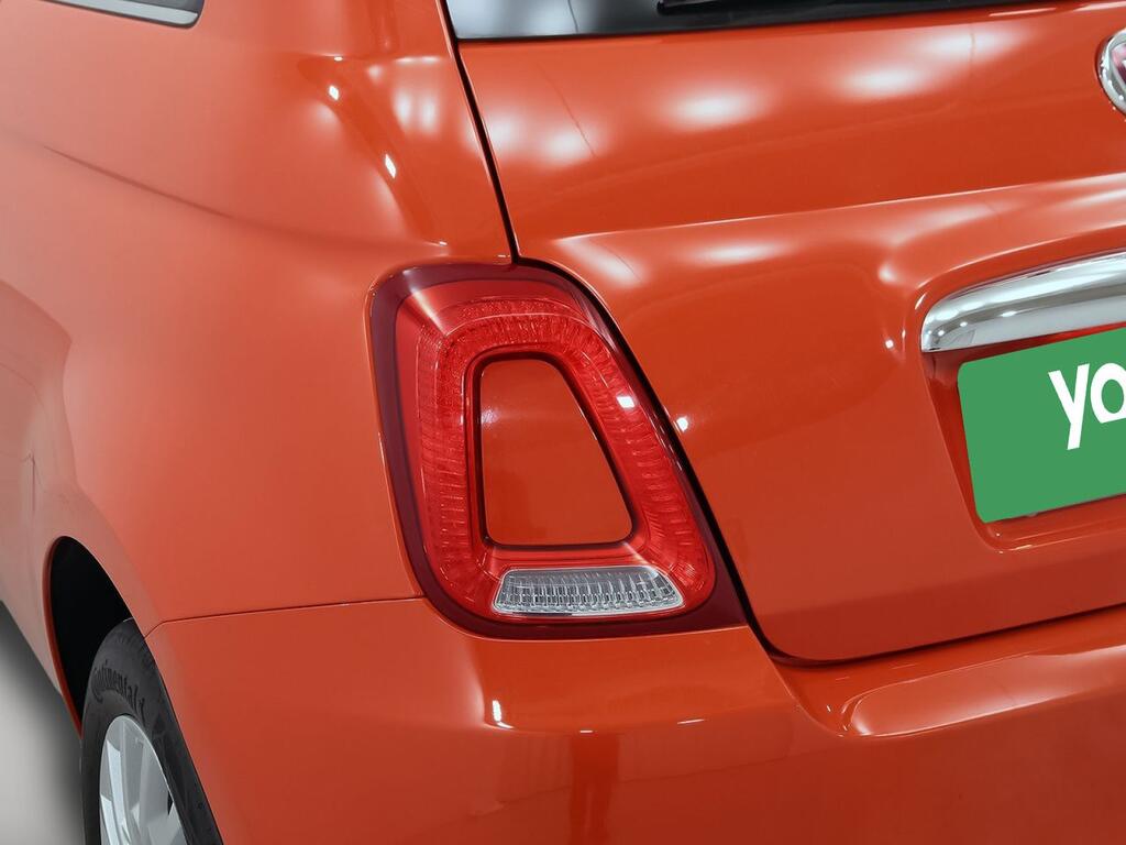 Fiat 500 Dolcevita 1.0 Hybrid 51KW (70 CV) 32