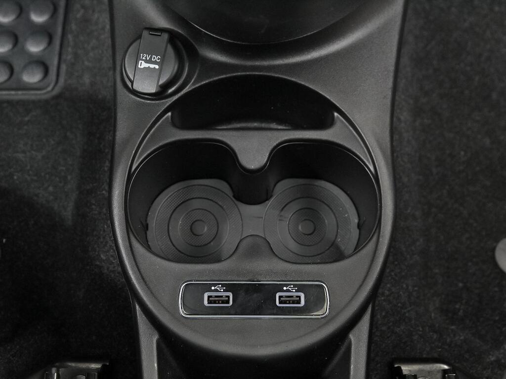 Fiat 500 Dolcevita 1.0 Hybrid 51KW (70 CV) 28