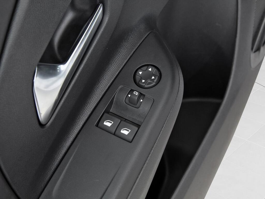 Opel Corsa 1.5D DT 74kW (100CV) Edition 8